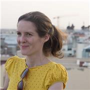 Profesora nativa del U.K., con 16 años de experiencia de enseñar ingles:) (tambien doy clases por skype)